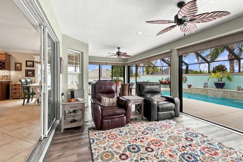 Casa en venta en The Villages, Florida, 3 dormitorios, 187.11 m2 № 2387336 - foto 17
