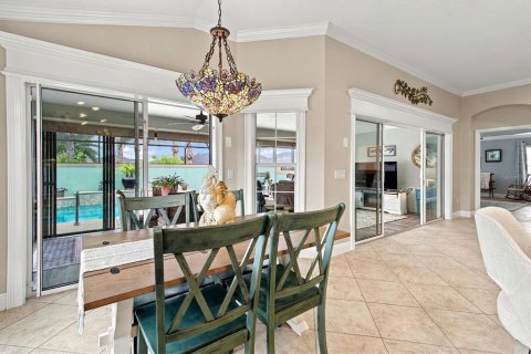 Casa en venta en The Villages, Florida, 3 dormitorios, 187.11 m2 № 2387336 - foto 14