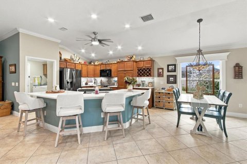 Casa en venta en The Villages, Florida, 3 dormitorios, 187.11 m2 № 2387336 - foto 9