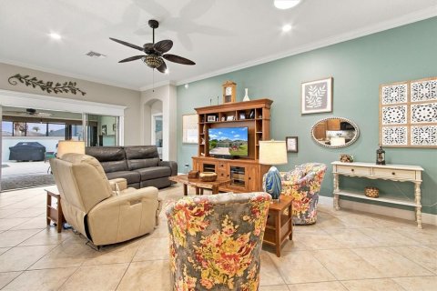 Casa en venta en The Villages, Florida, 3 dormitorios, 187.11 m2 № 2387336 - foto 6