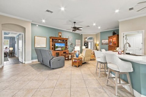 Casa en venta en The Villages, Florida, 3 dormitorios, 187.11 m2 № 2387336 - foto 19