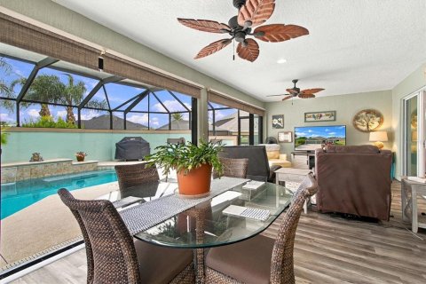 Casa en venta en The Villages, Florida, 3 dormitorios, 187.11 m2 № 2387336 - foto 18