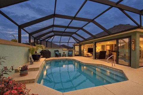 Casa en venta en The Villages, Florida, 3 dormitorios, 187.11 m2 № 2387336 - foto 2