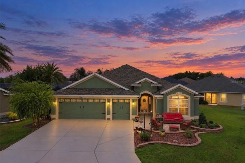 Casa en The Villages, Florida 3 dormitorios, 187.11 m2 № 2387336