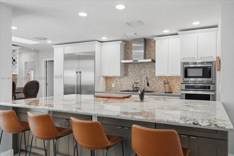 House in Pompano Beach, Florida 3 bedrooms, 201.41 sq.m. № 1988939 - photo 18