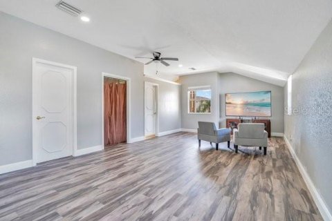 House in Apollo Beach, Florida 4 bedrooms, 301.1 sq.m. № 2206325 - photo 29