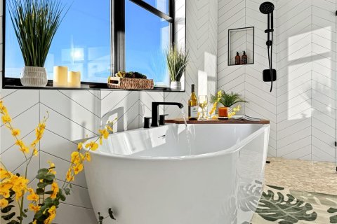 Купить виллу или дом в Тампа, Флорида 9 комнат, 325.16м2, № 2149079 - фото 24