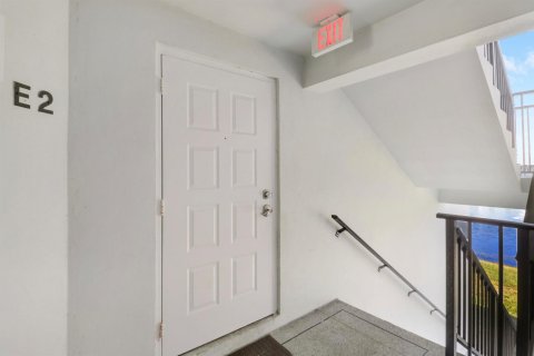 Copropriété à vendre à West Palm Beach, Floride: 2 chambres, 98.85 m2 № 2176976 - photo 5