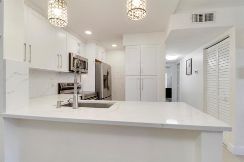 Copropriété à vendre à West Palm Beach, Floride: 2 chambres, 98.85 m2 № 2176976 - photo 20