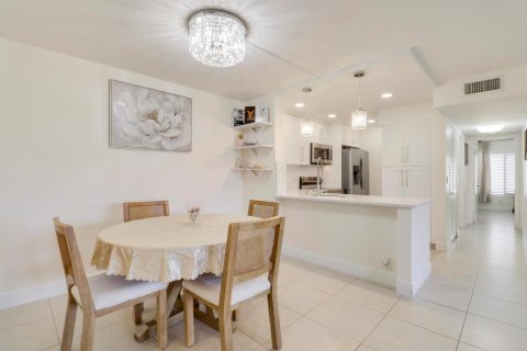 Copropriété à vendre à West Palm Beach, Floride: 2 chambres, 98.85 m2 № 2176976 - photo 14
