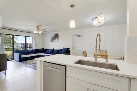 Copropriété à vendre à West Palm Beach, Floride: 2 chambres, 98.85 m2 № 2176976 - photo 15