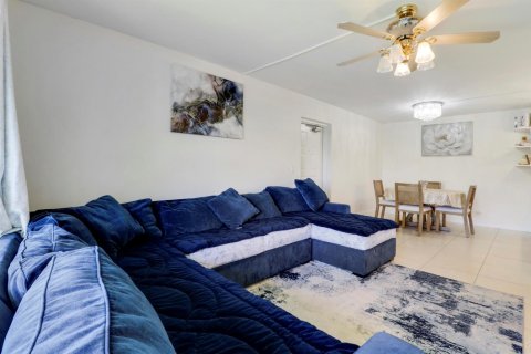 Copropriété à vendre à West Palm Beach, Floride: 2 chambres, 98.85 m2 № 2176976 - photo 8