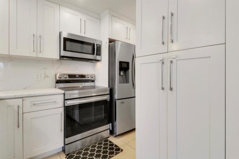 Copropriété à vendre à West Palm Beach, Floride: 2 chambres, 98.85 m2 № 2176976 - photo 19