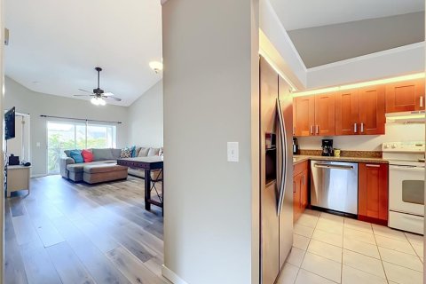 Condominio en venta en Altamonte Springs, Florida, 2 dormitorios, 104.7 m2 № 2231849 - foto 12