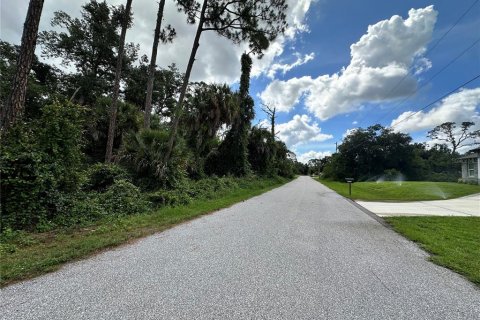 Terreno en venta en North Port, Florida № 2201333 - foto 6