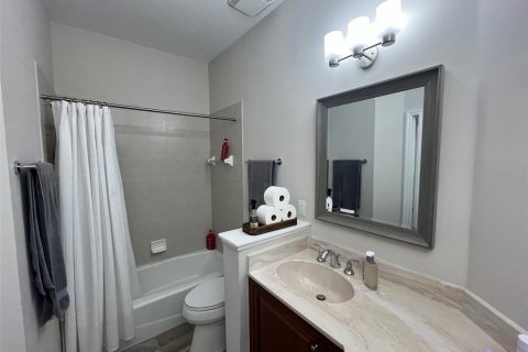 Copropriété à vendre à Punta Gorda, Floride: 3 chambres, 147.34 m2 № 2135001 - photo 11