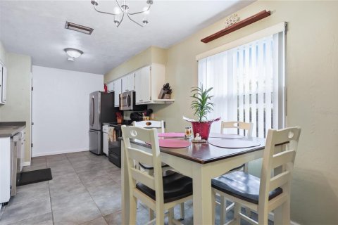 Купить виллу или дом в Алачуа, Флорида 7 комнат, 109.53м2, № 2094531 - фото 7