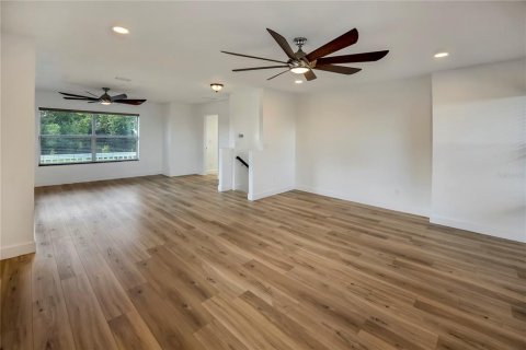 Villa ou maison à vendre à Clermont, Floride: 2 chambres, 167.22 m2 № 2216303 - photo 22