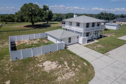 Villa ou maison à Clermont, Floride 2 chambres, 167.22 m2 № 2216303