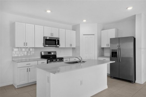 Villa ou maison à vendre à Parrish, Floride: 4 chambres, 174.1 m2 № 2429070 - photo 5