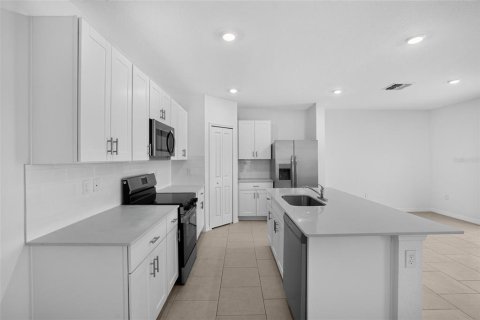 Villa ou maison à vendre à Parrish, Floride: 4 chambres, 174.1 m2 № 2429070 - photo 7