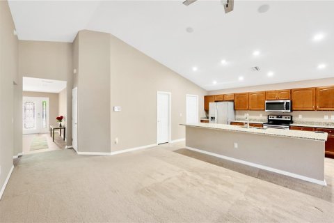 Casa en alquiler en Seffner, Florida, 3 dormitorios, 190.08 m2 № 1818010 - foto 5