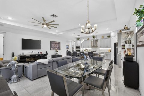 Villa ou maison à vendre à Westlake, Floride: 3 chambres, 214.7 m2 № 2249629 - photo 3