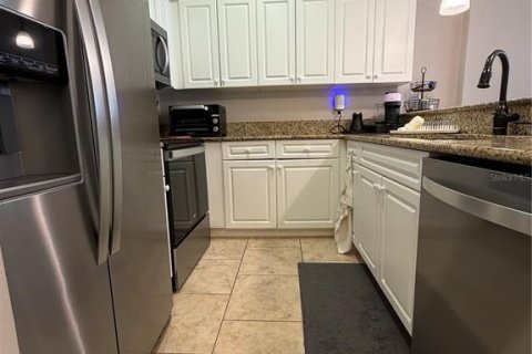 Copropriété à vendre à Gainesville, Floride: 2 chambres, 79.9 m2 № 2388921 - photo 6