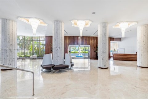 Condominio en alquiler en Miami Beach, Florida, 2 dormitorios, 126.35 m2 № 2060129 - foto 7