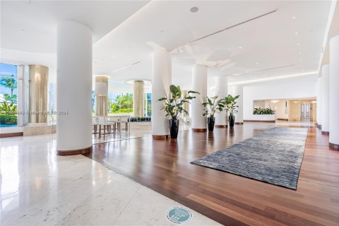 Condominio en alquiler en Miami Beach, Florida, 2 dormitorios, 126.35 m2 № 2060129 - foto 6