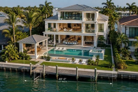 Casa en venta en Treasure Island, Florida, 5 dormitorios, 418.15 m2 № 2099982 - foto 4