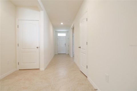 Villa ou maison à louer à Lake Wales, Floride: 4 chambres, 169.83 m2 № 2360405 - photo 4