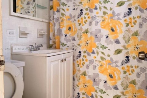 Copropriété à louer à Miami, Floride: 1 chambre, 42.74 m2 № 2030772 - photo 6