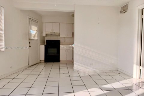 Copropriété à louer à Miami, Floride: 1 chambre, 42.74 m2 № 2030772 - photo 7