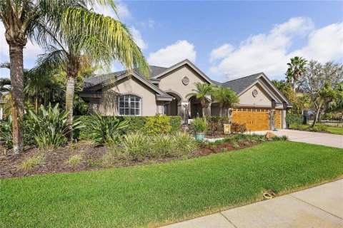 Casa en alquiler en Tarpon Springs, Florida, 5 dormitorios, 308.44 m2 № 1795796 - foto 1