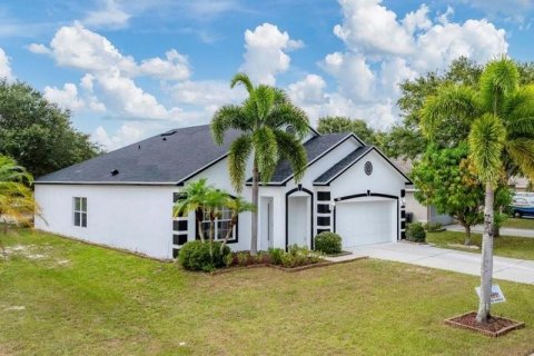 House in Gibsonton, Florida 3 bedrooms, 170.94 sq.m. № 1869745 - photo 3