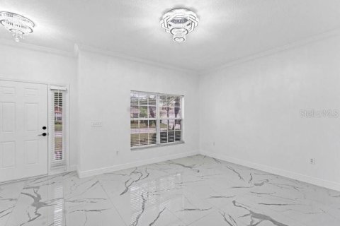 House in Gibsonton, Florida 3 bedrooms, 170.94 sq.m. № 1869745 - photo 12
