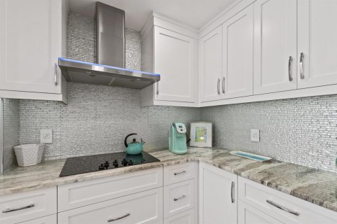Copropriété à vendre à South Palm Beach, Floride: 2 chambres, 124.49 m2 № 2282492 - photo 11