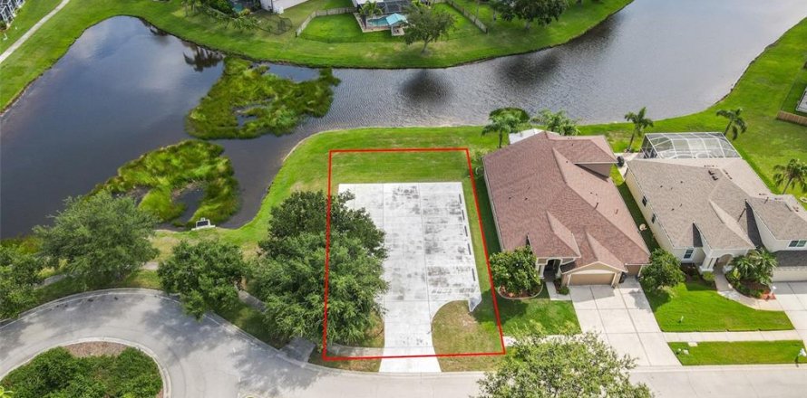 Land in Riverview, Florida № 1776980