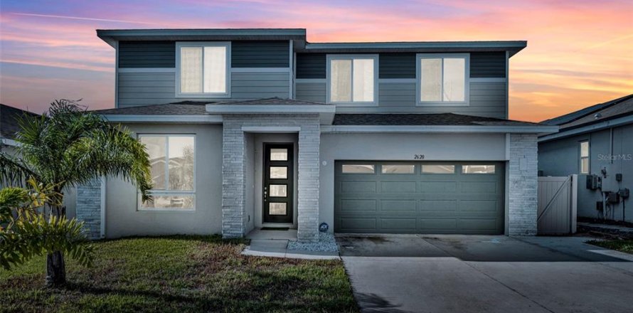 House in Davenport, Florida 6 bedrooms, 288.55 sq.m. № 1904679