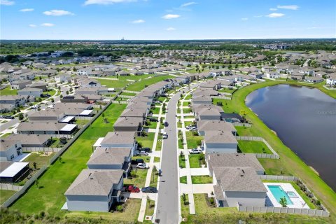 House in Wimauma, Florida 5 bedrooms, 248.42 sq.m. № 2211602 - photo 30