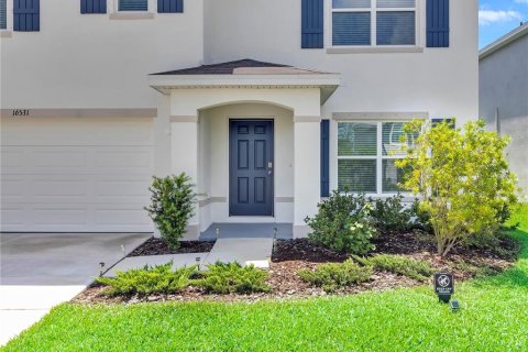 House in Wimauma, Florida 5 bedrooms, 248.42 sq.m. № 2211602 - photo 3