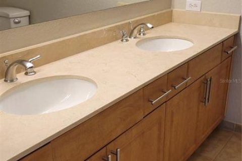 Copropriété à louer à Sarasota, Floride: 2 chambres, 113.53 m2 № 1742991 - photo 17