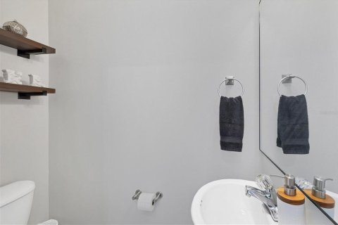 Townhouse in Bradenton, Florida 2 bedrooms, 108.51 sq.m. № 1543063 - photo 9