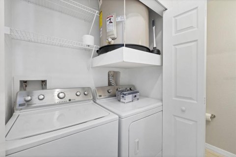 Townhouse in Bradenton, Florida 2 bedrooms, 108.51 sq.m. № 1543063 - photo 10
