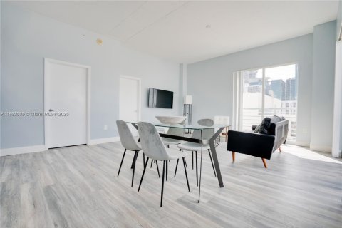 Condominio en venta en Miami, Florida, 2 dormitorios, 96.25 m2 № 1945551 - foto 4