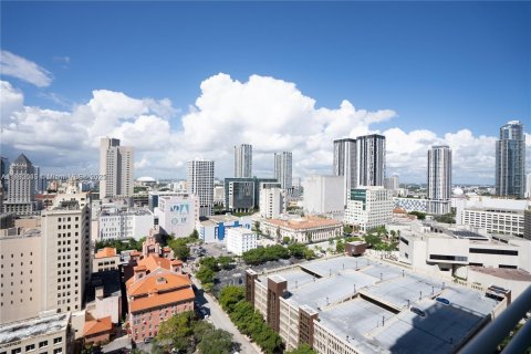 Condominio en venta en Miami, Florida, 2 dormitorios, 96.25 m2 № 1945551 - foto 12