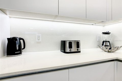 Купить таунхаус в Клермон, Флорида 6 комнат, 172.05м2, № 1717379 - фото 15