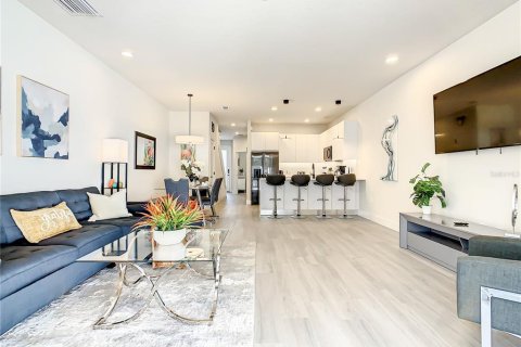 Купить таунхаус в Клермон, Флорида 6 комнат, 172.05м2, № 1717379 - фото 25