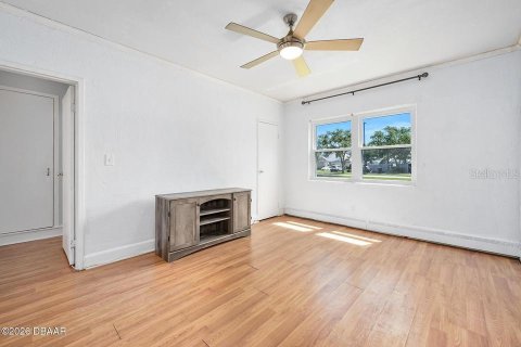 Купить кондоминиум в Дейтона-Бич, Флорида 4 комнаты, 55.74м2, № 2198098 - фото 9